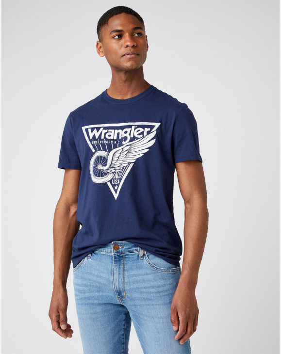 detail Pánské tričko s krátkým rukávem Wrangler AMERICANA TEE NAVY tmavě modré