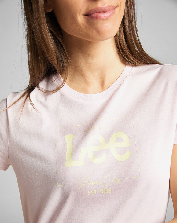 detail Dámské tričko s krátkým rukávem Lee BOX LOGO TEE PALE LILAC